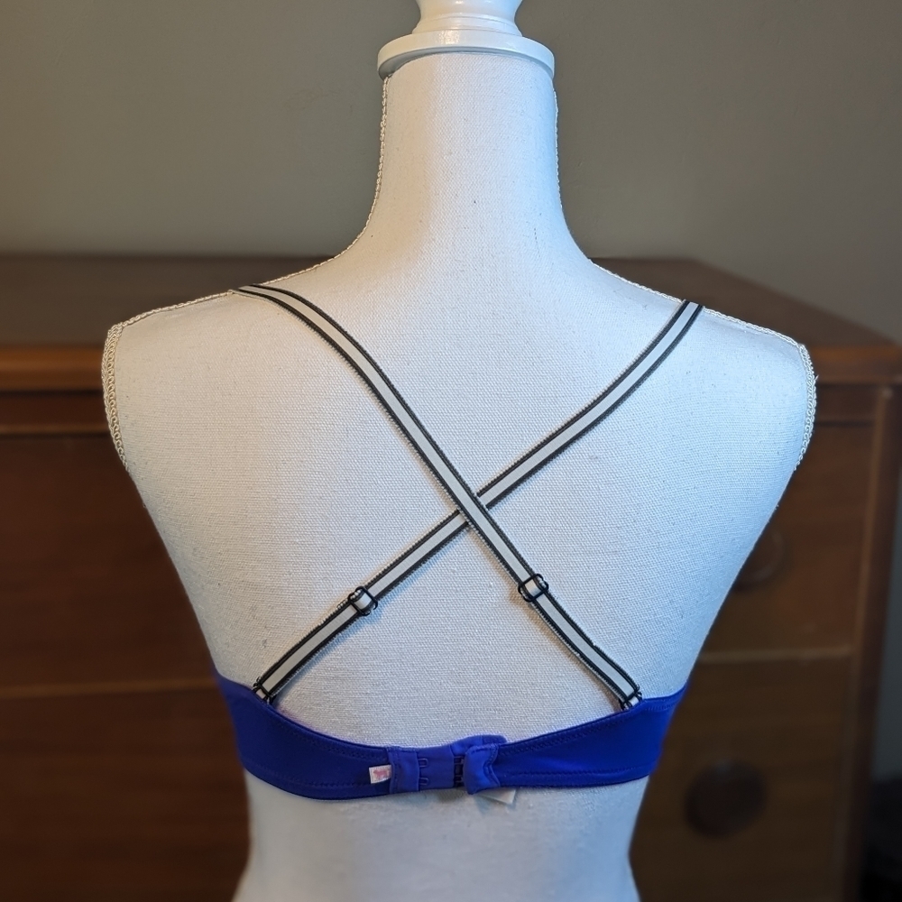 PINK VICTORIA'S SECRET EVERYDAY T-SHIRT BRA SIZE 34D - Picture 8 of 12